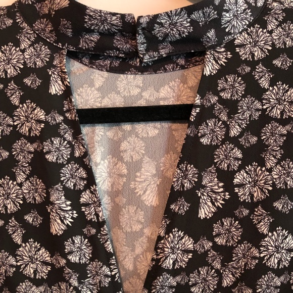 H&M Black and White Flower Dress - Picture 5 of 6